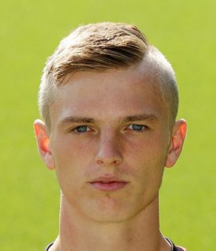 4. Albert Guðmundsson